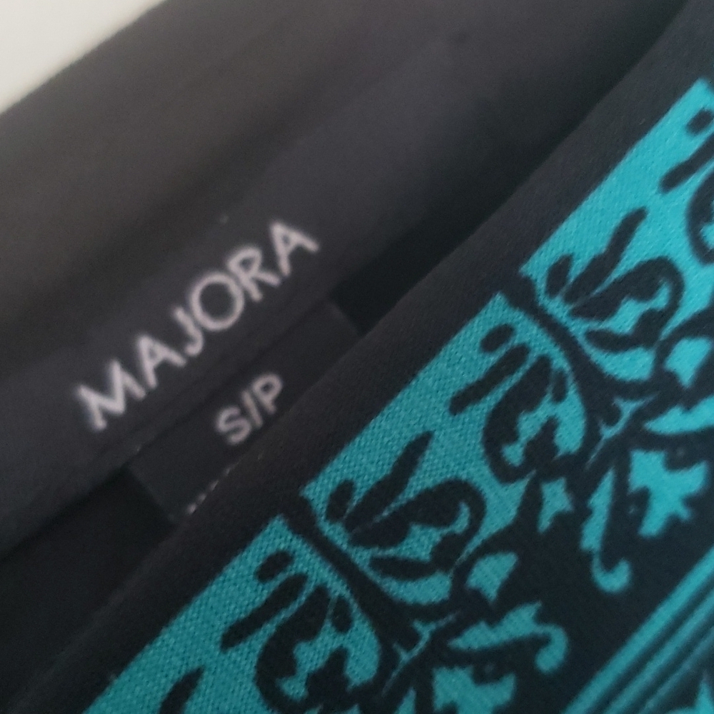 Majora dress size small - Picture 3 of 5